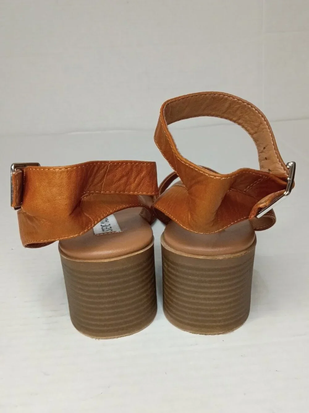 Steve Madden Kemmy Cognac Leather Ankle Strap Block Heel Sandals Size 8M